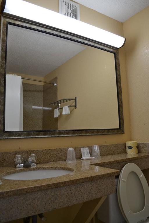 Americas Best Value Inn Smithfield Eksteriør billede